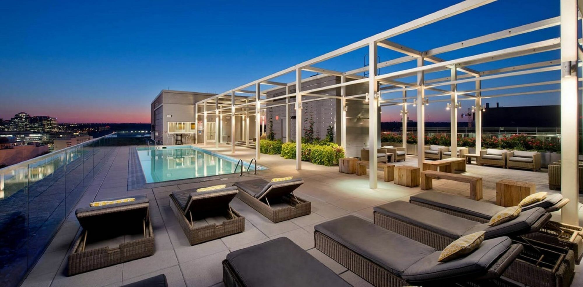 Global Luxury Suites At Foggy Bottom Вашингтон Экстерьер фото