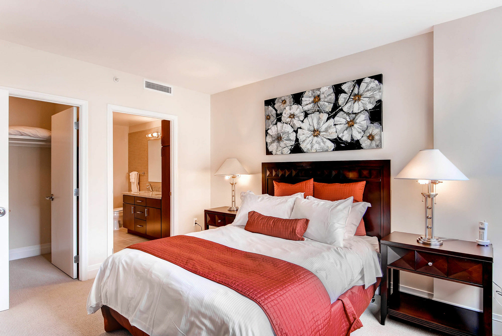 Global Luxury Suites At Foggy Bottom Вашингтон Экстерьер фото