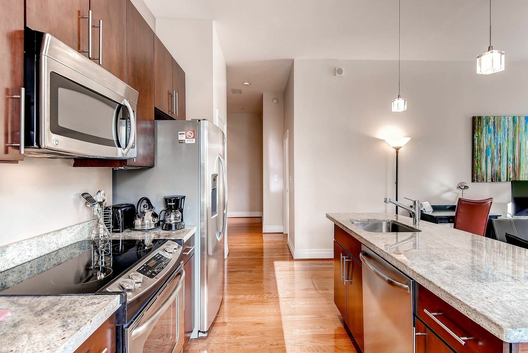 Global Luxury Suites At Foggy Bottom Вашингтон Экстерьер фото